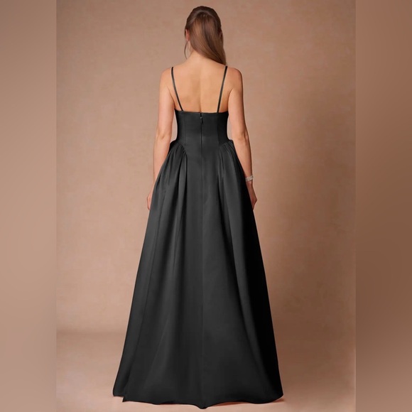 AZAZIE ATELIER Relana Black Sleeveless Bandeau Ballgown - Picture 12 of 14